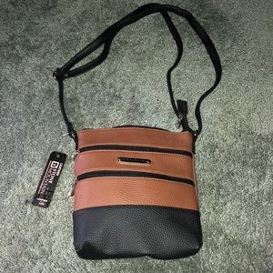 Stone Mountain brown and black leather purse